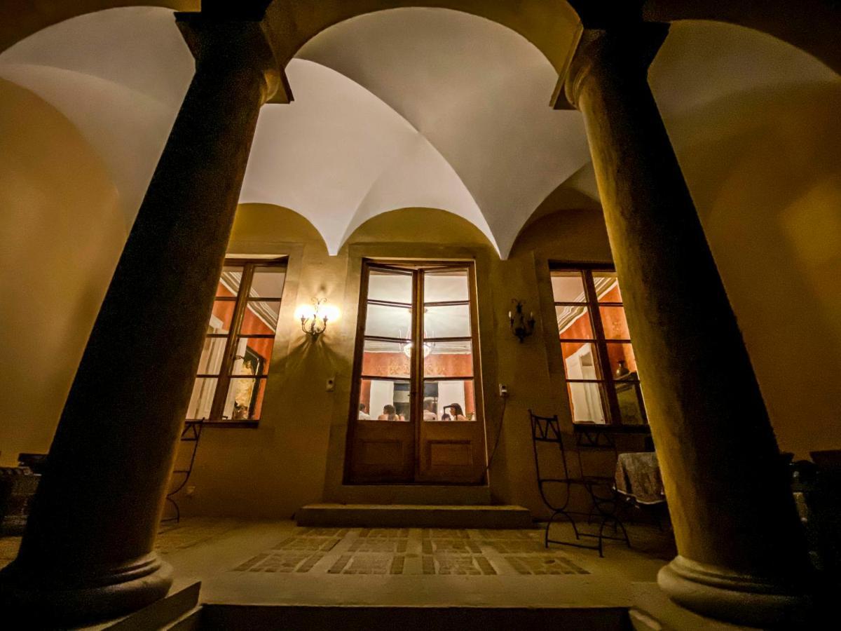 Maison Suchard, Tradition & Elegance In The Jura Couvet Exterior photo